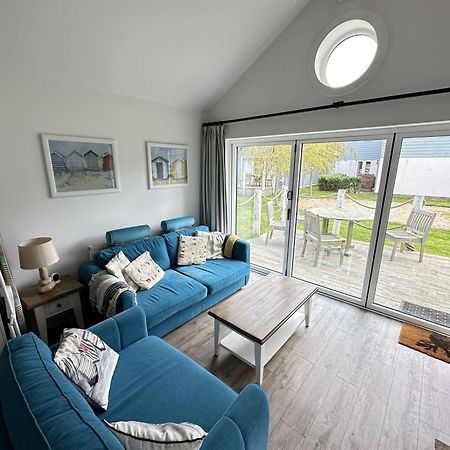 Azure Beach House ファイリー エクステリア 写真