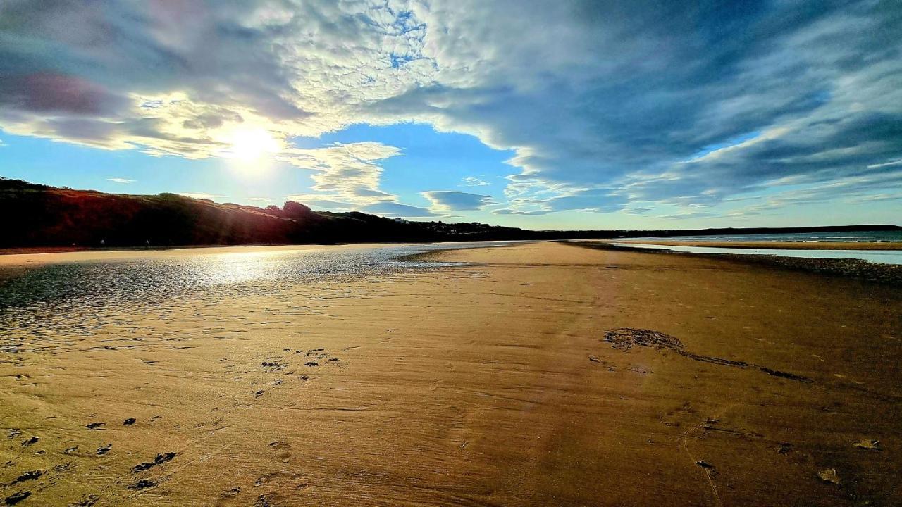 Azure Beach House ファイリー エクステリア 写真